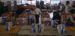 fkeissige_helfer_packen_10.000_nikolaustten